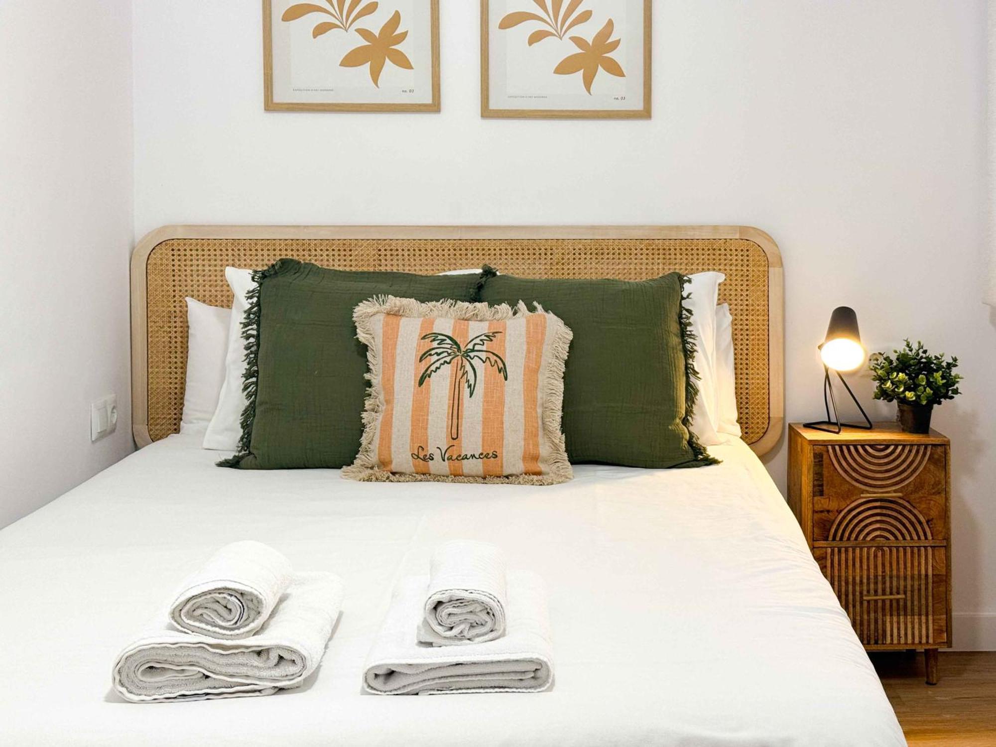 Cosy Flats Luceros Apartment Аликанте Екстериор снимка